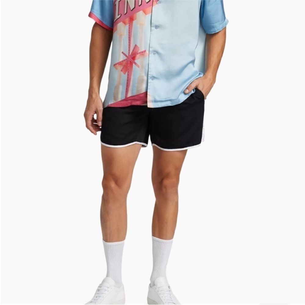 Blue Sky Inn NWT Waiter Elastic Waistband Shorts